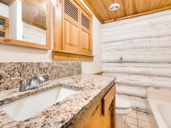 539 N Duncanville Road , Cedar Hill Texas 75104