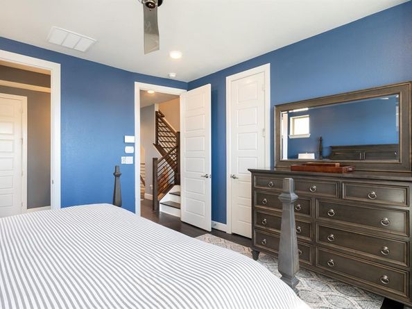 1008  Manacor Lane , Dallas Texas 75212