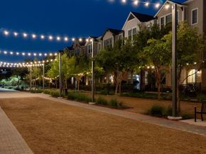 1008  Manacor Lane , Dallas Texas 75212