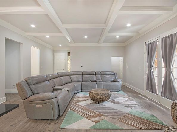 6522  Laurel Valley Road , Dallas Texas 75248