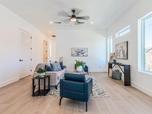 4319  Sylvester Street , Dallas Texas 75219