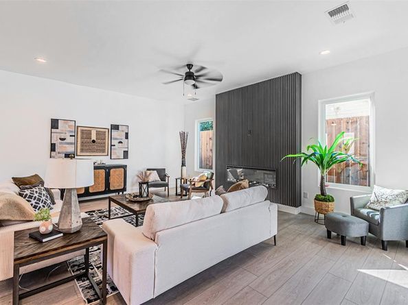 4319  Sylvester Street , Dallas Texas 75219