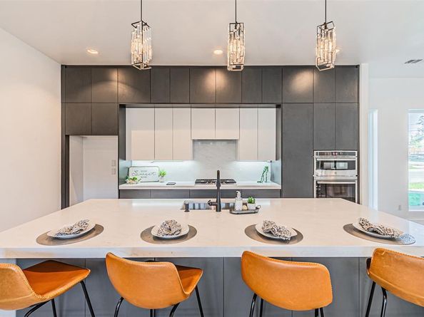 4319  Sylvester Street , Dallas Texas 75219