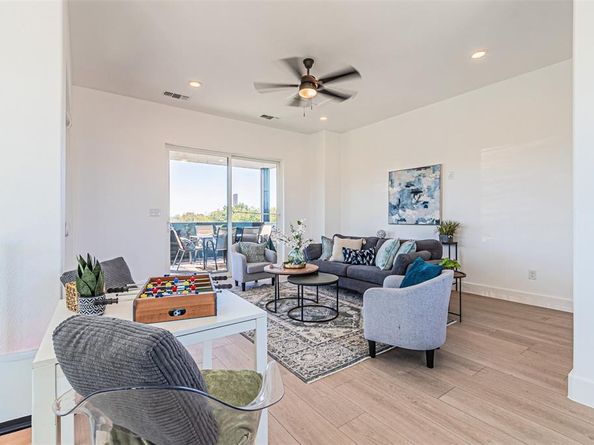 4319  Sylvester Street , Dallas Texas 75219