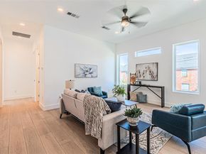 4319  Sylvester Street , Dallas Texas 75219