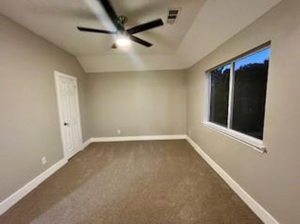 720  Fox Run Trail , Saginaw Texas 76179