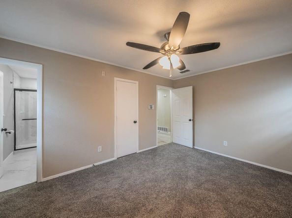 902  Smokey Court , Arlington Texas 76014