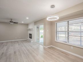 902  Smokey Court , Arlington Texas 76014