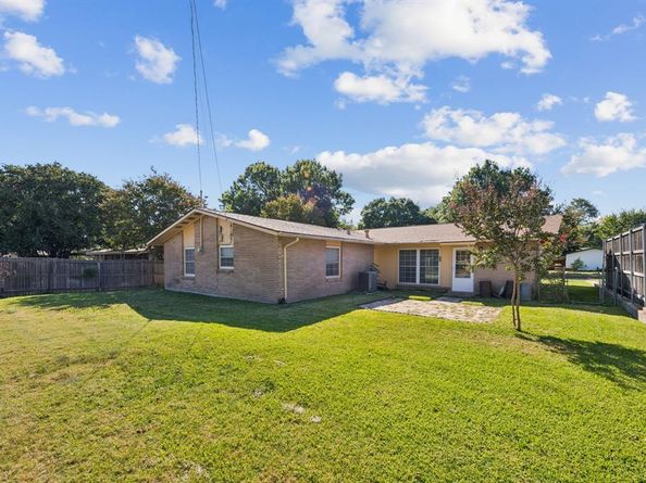 804  Fontana Avenue , Richardson Texas 75080