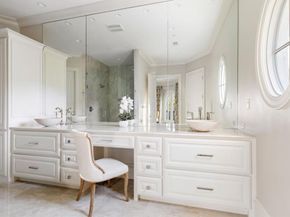 10617  Bridge Hollow Court , Dallas Texas 75229