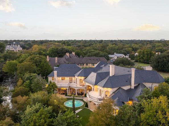 10617  Bridge Hollow Court , Dallas Texas 75229