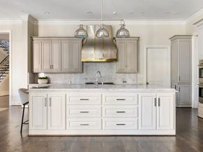 10617  Bridge Hollow Court , Dallas Texas 75229