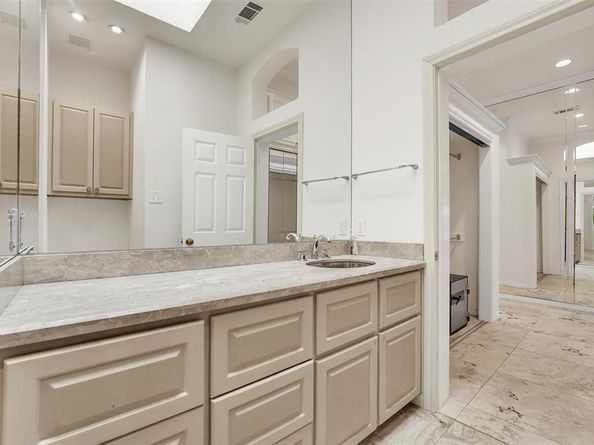 16701  Village Lane , Dallas Texas 75248