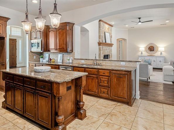 2209  Lady Cornwall Drive , Lewisville Texas 75056