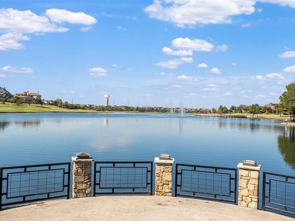 2209  Lady Cornwall Drive , Lewisville Texas 75056