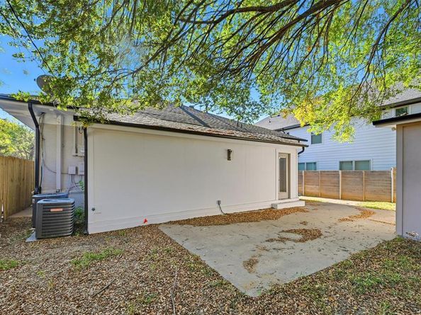 710 S Glasgow Drive , Dallas Texas 75223