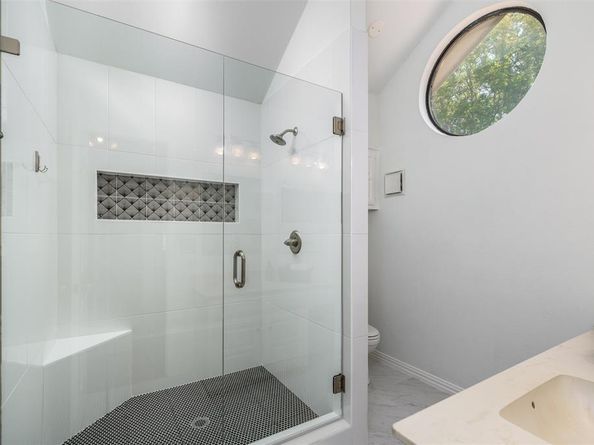 4045  Morman Lane , Addison Texas 75001