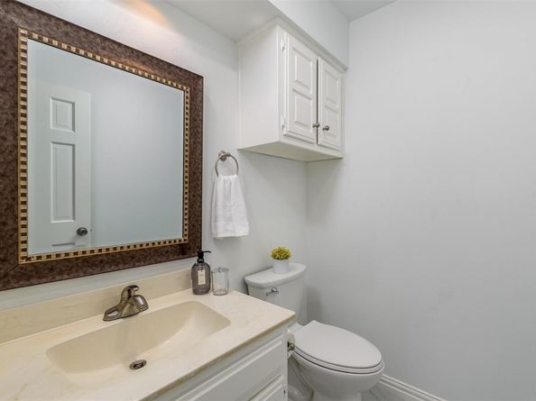 4045  Morman Lane , Addison Texas 75001