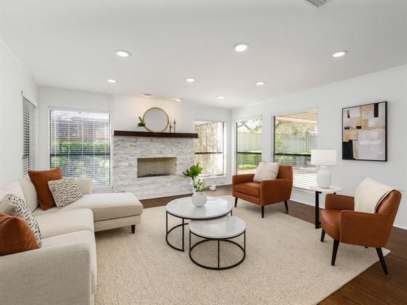 4045  Morman Lane , Addison Texas 75001