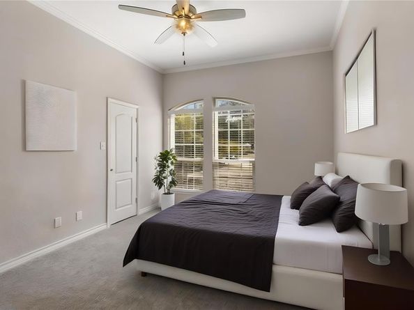 111  Creek Side Court , Kennedale Texas 76060