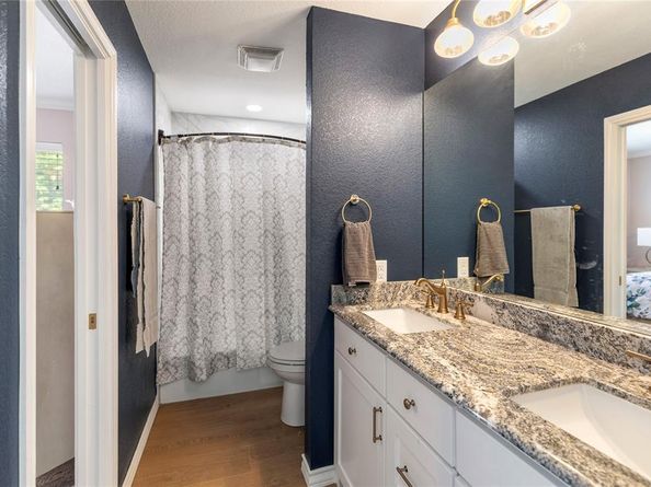 111  Creek Side Court , Kennedale Texas 76060