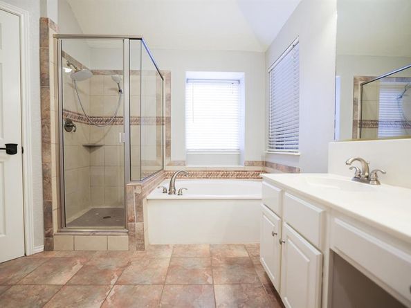 4315  Elgin Court , Grand Prairie Texas 75052