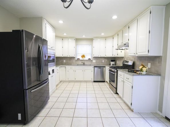 4315  Elgin Court , Grand Prairie Texas 75052