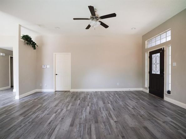 4315  Elgin Court , Grand Prairie Texas 75052