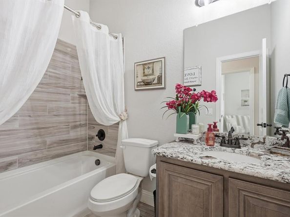 1702  De Berry Lane , Princeton Texas 75407