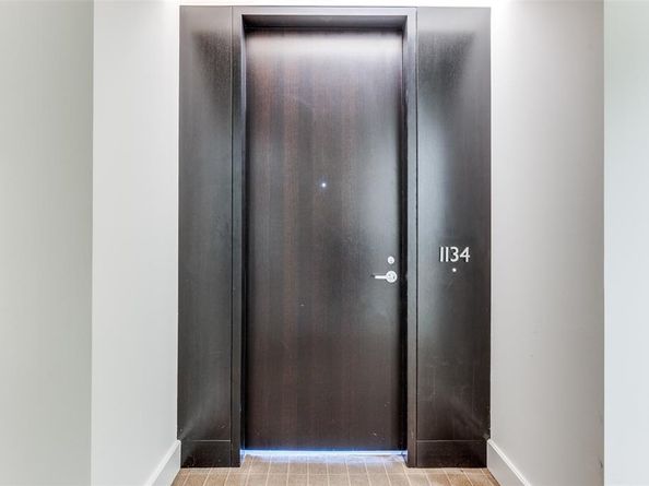 2408  Victory Park Lane  1134, Dallas Texas 75219