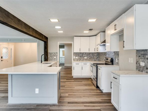 9742  Amberley Drive , Dallas Texas 75243