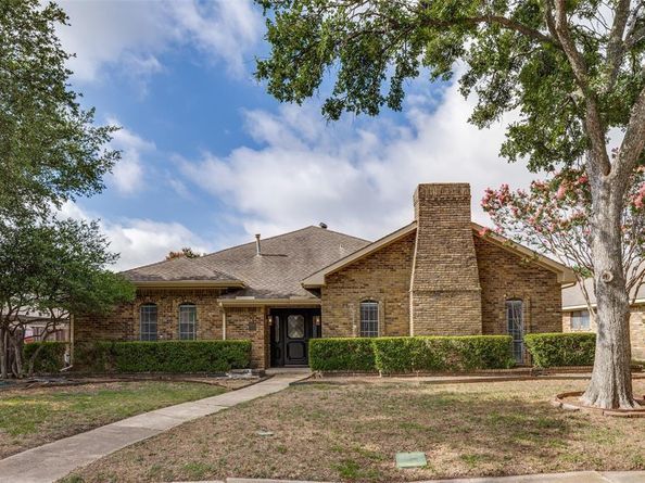 9742  Amberley Drive , Dallas Texas 75243