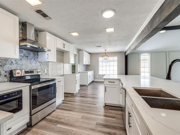 9742  Amberley Drive , Dallas Texas 75243