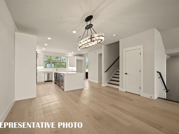1336  Cherry Hills Lane , Irving Texas 75038