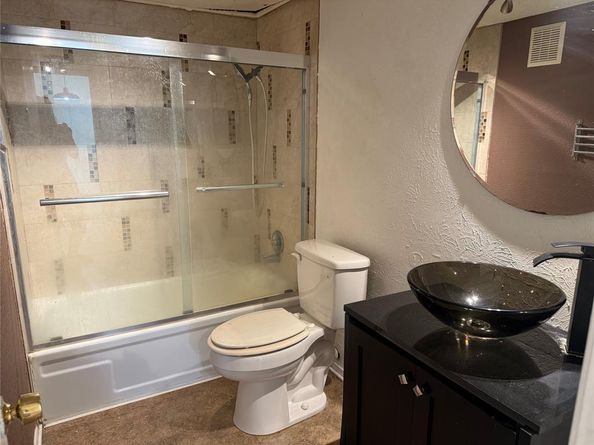 811  Pebble Beach Drive , Garland Texas 75043