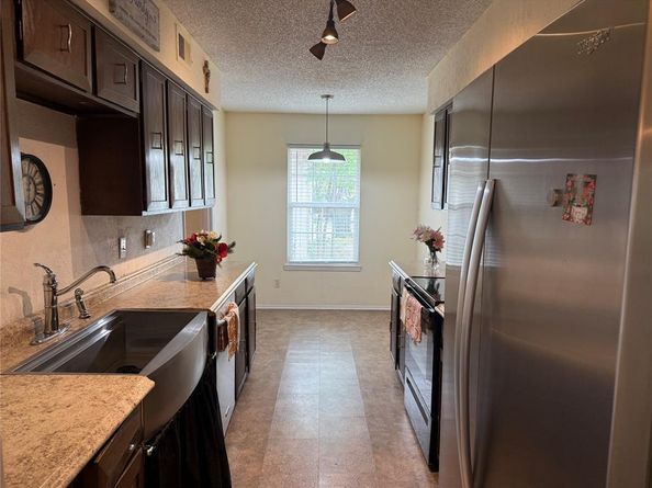 811  Pebble Beach Drive , Garland Texas 75043