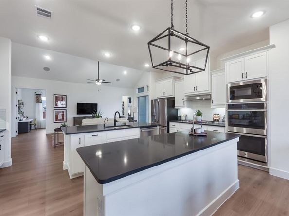 6853  Turner Falls Circle , Flower Mound Texas 76226