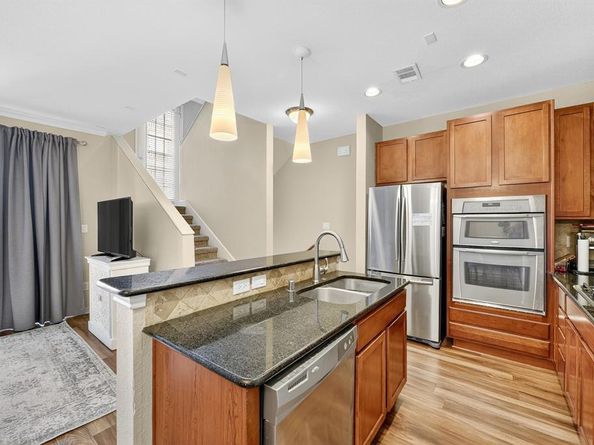 2004  Azure Pointe  , Richardson Texas 75080