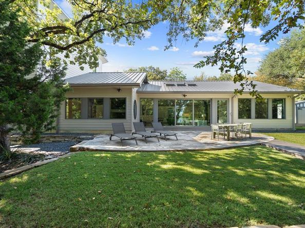 20  Horseshoe Drive , Highland Village Texas 75077