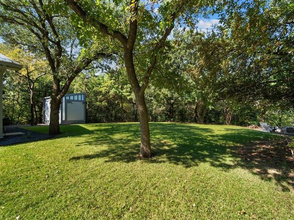 20  Horseshoe Drive , Highland Village Texas 75077