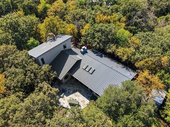 20  Horseshoe Drive 