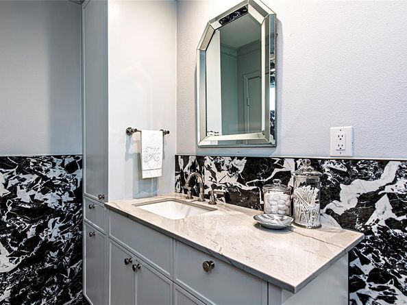 4061  Park Lane , Dallas Texas 75220