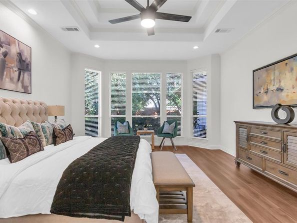 9  Royal Oaks Circle , Denton Texas 76210