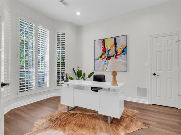 9  Royal Oaks Circle , Denton Texas 76210