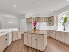 9  Royal Oaks Circle , Denton Texas 76210