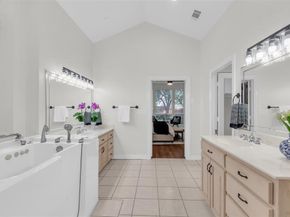 9  Royal Oaks Circle , Denton Texas 76210