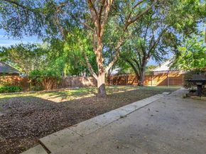 9  Royal Oaks Circle , Denton Texas 76210