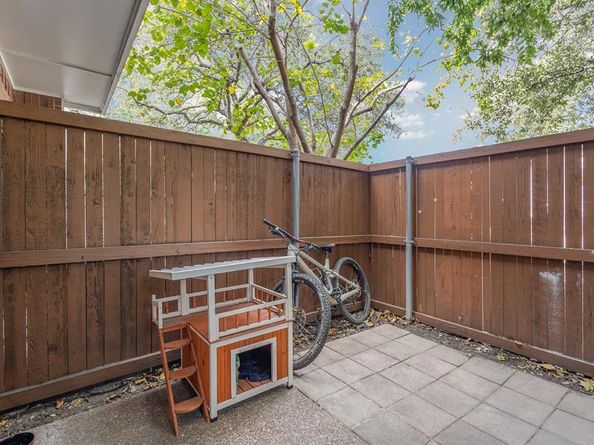 5100  Verde Valley Lane  178, Dallas Texas 75254