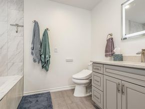 5100  Verde Valley Lane  178, Dallas Texas 75254