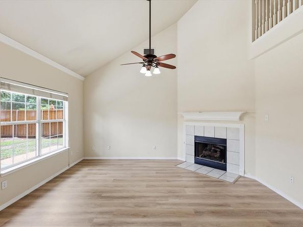 105  Dorsett Drive , Irving Texas 75063